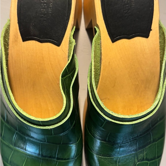 Swedish Hasbeens Green Croc-Embossed Mules - Picture 2 of 8